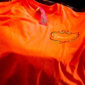 N.w.t - BlessedGirl coral T-shirt Sz.M